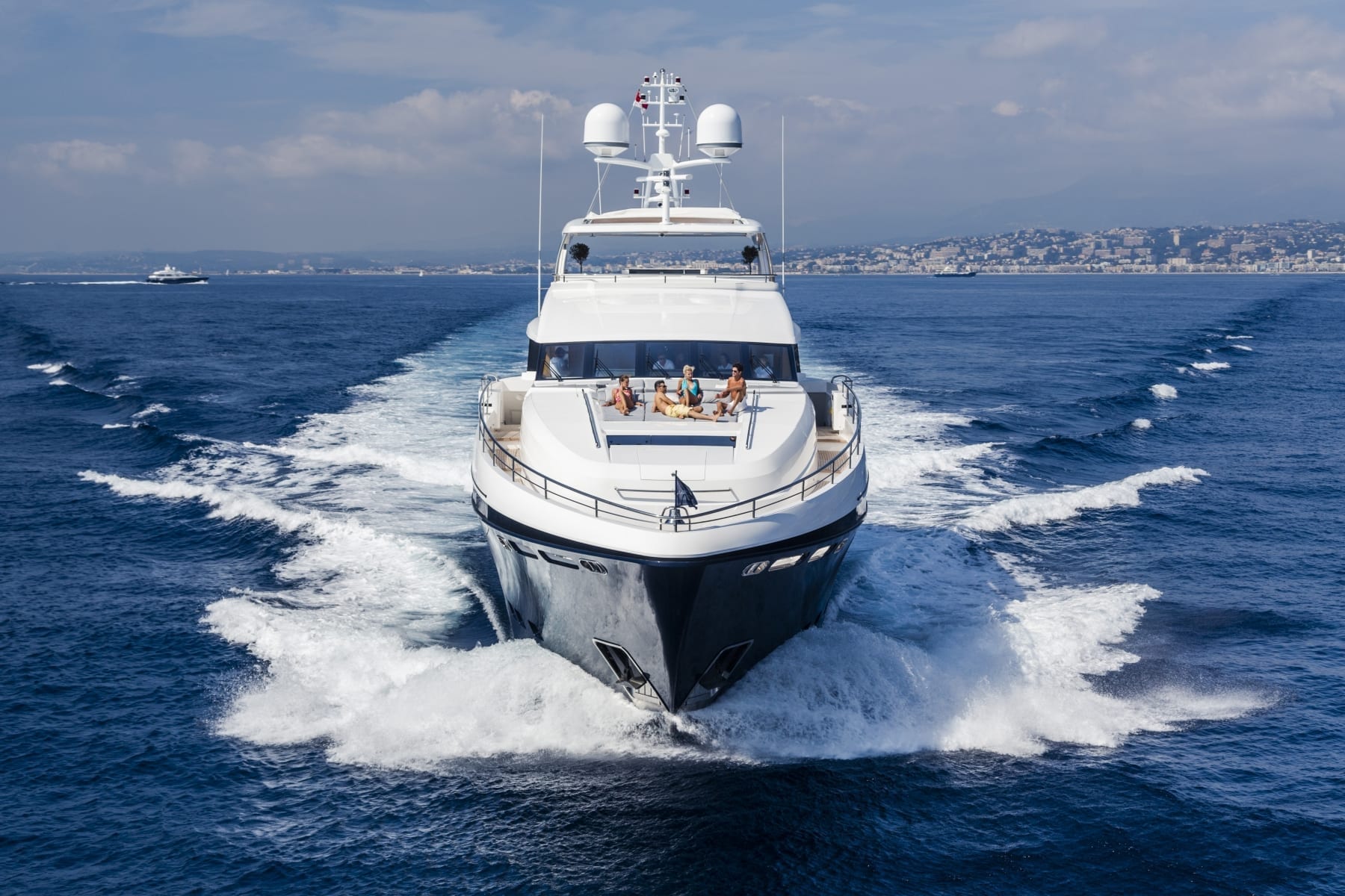 super yacht charter costs