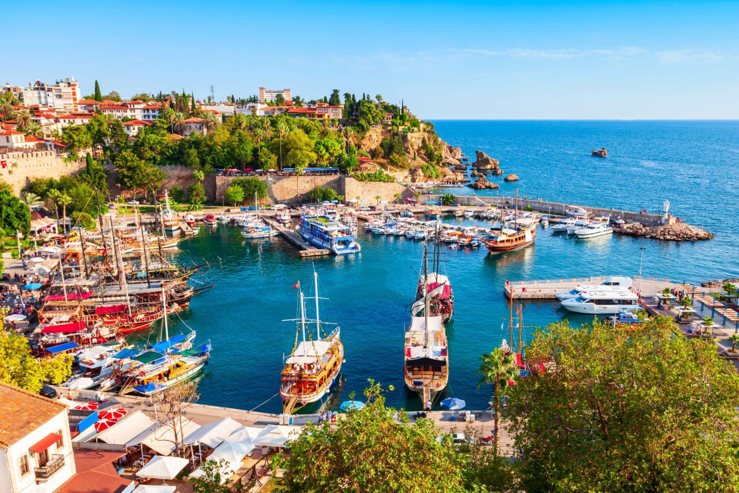 jpeg-optimizer_Antalya old town Turkey shutterstock_2348001631