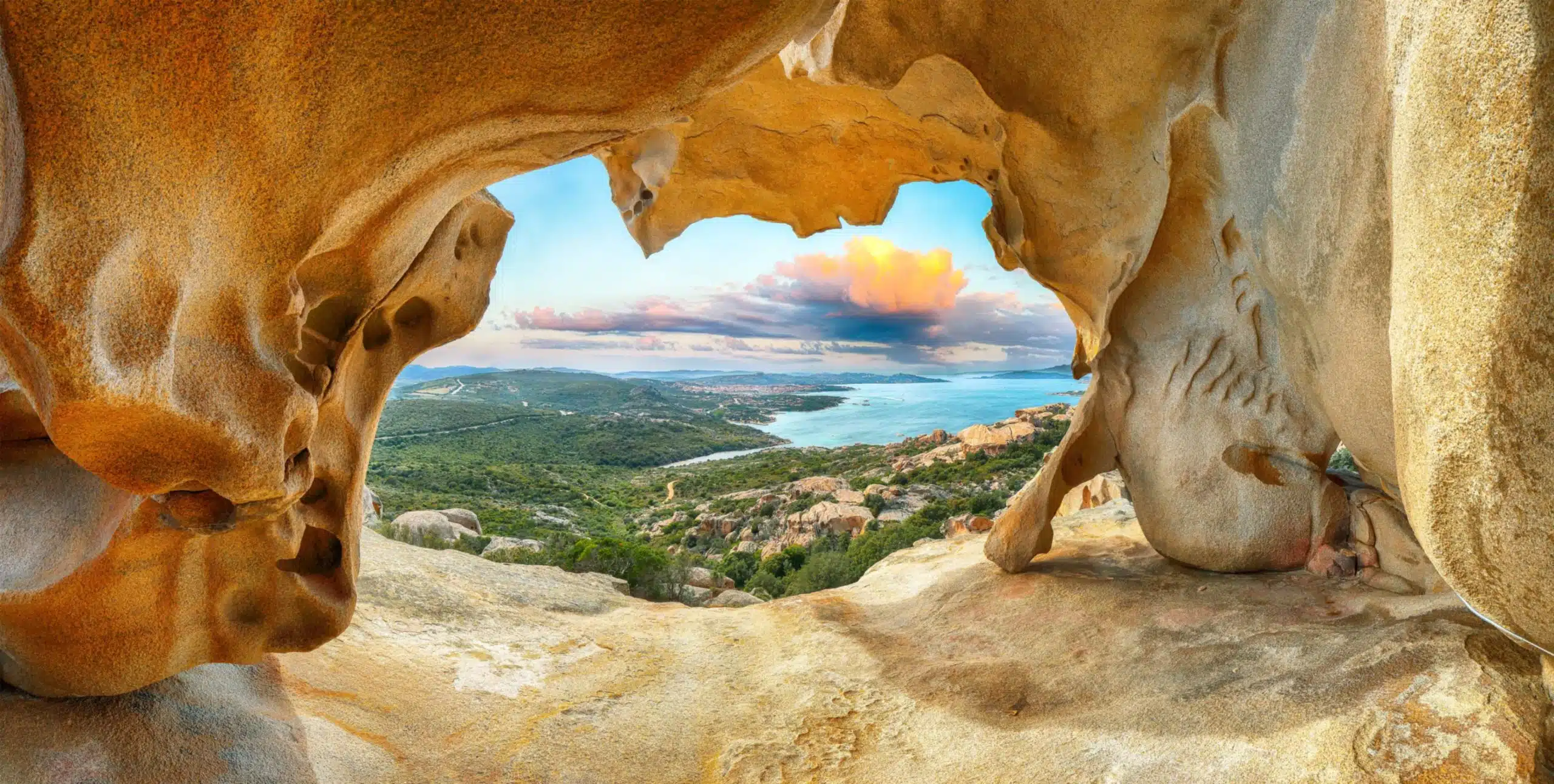 jpeg-optimizer_shutterstock_2033696894 Bear Rock Palau, Province of Olbia-Tempio, Sardinia, Italy,