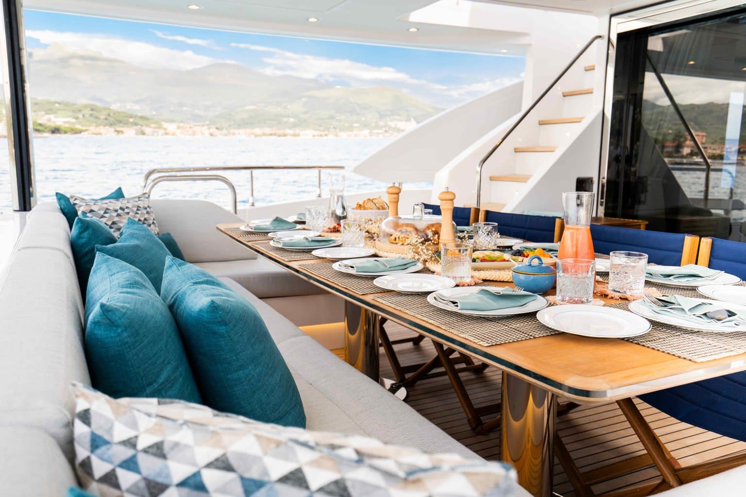 22 Vesta 27m Azimut