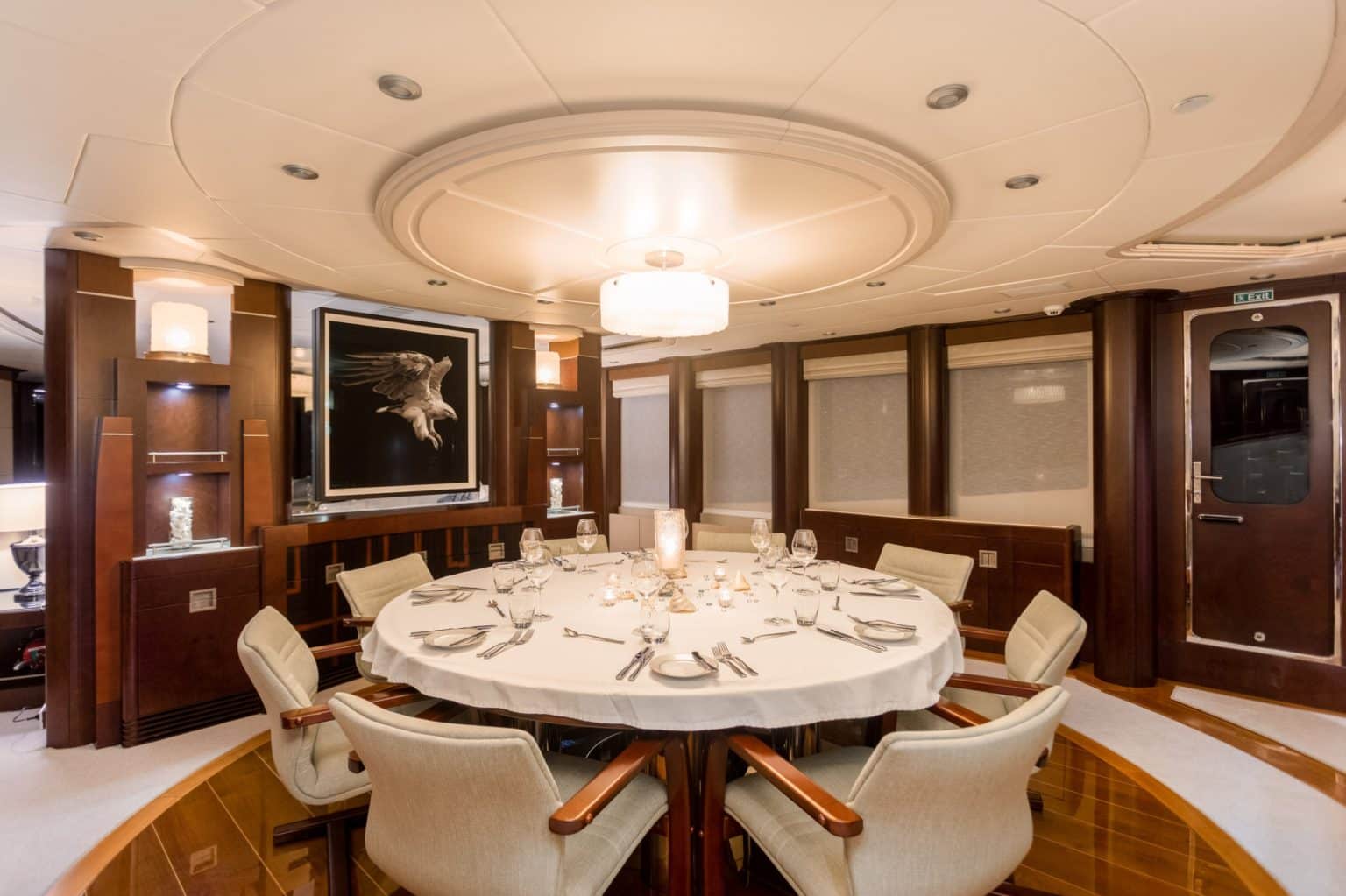 jpeg-optimizer_DE LISLE III Main Salon Dining