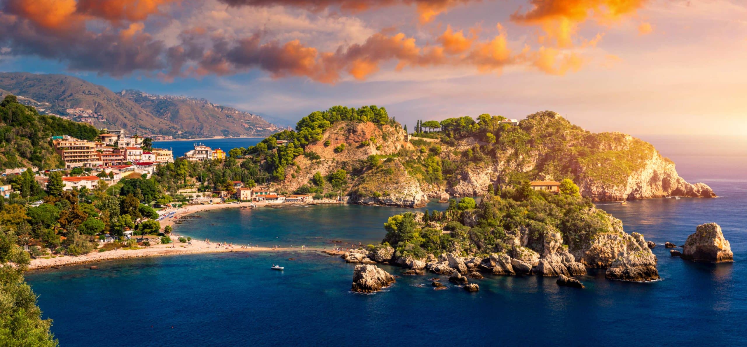 jpeg-optimizer_shutterstock_1889148265 Taormina, Sicily, Italy