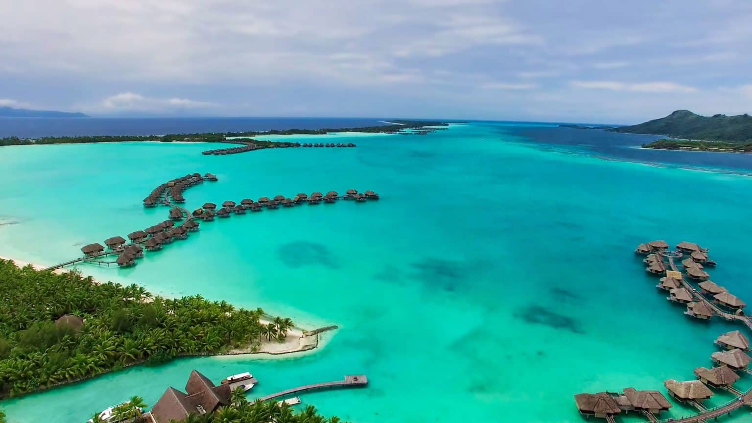 shutterstock_1240559842 Moorea, French Polynesia, Tahiti
